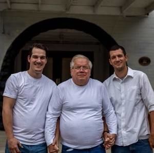 Meet your Posher, Christopher